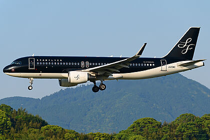 JA20MC Starflyer Airbus A320-200 | Planespotters.net