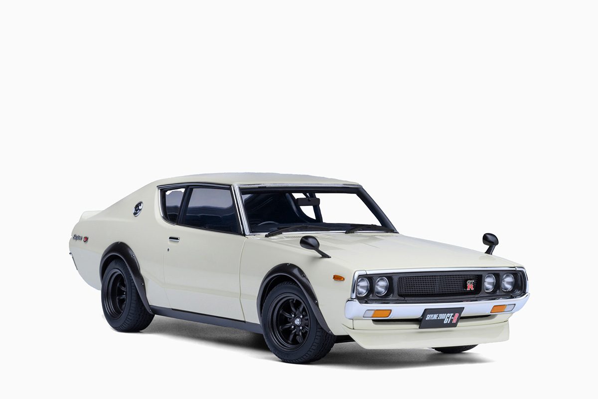 AUTOart Nissan Skyline 2000 GT-R, (KPGC110), Tuned Version, White