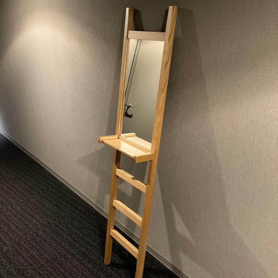 鏡 LADDER MIRROR Natural / IDEE ☆LADDER MIRROR Natural｜これまでに販売した商品｜IDEE SHOP Online