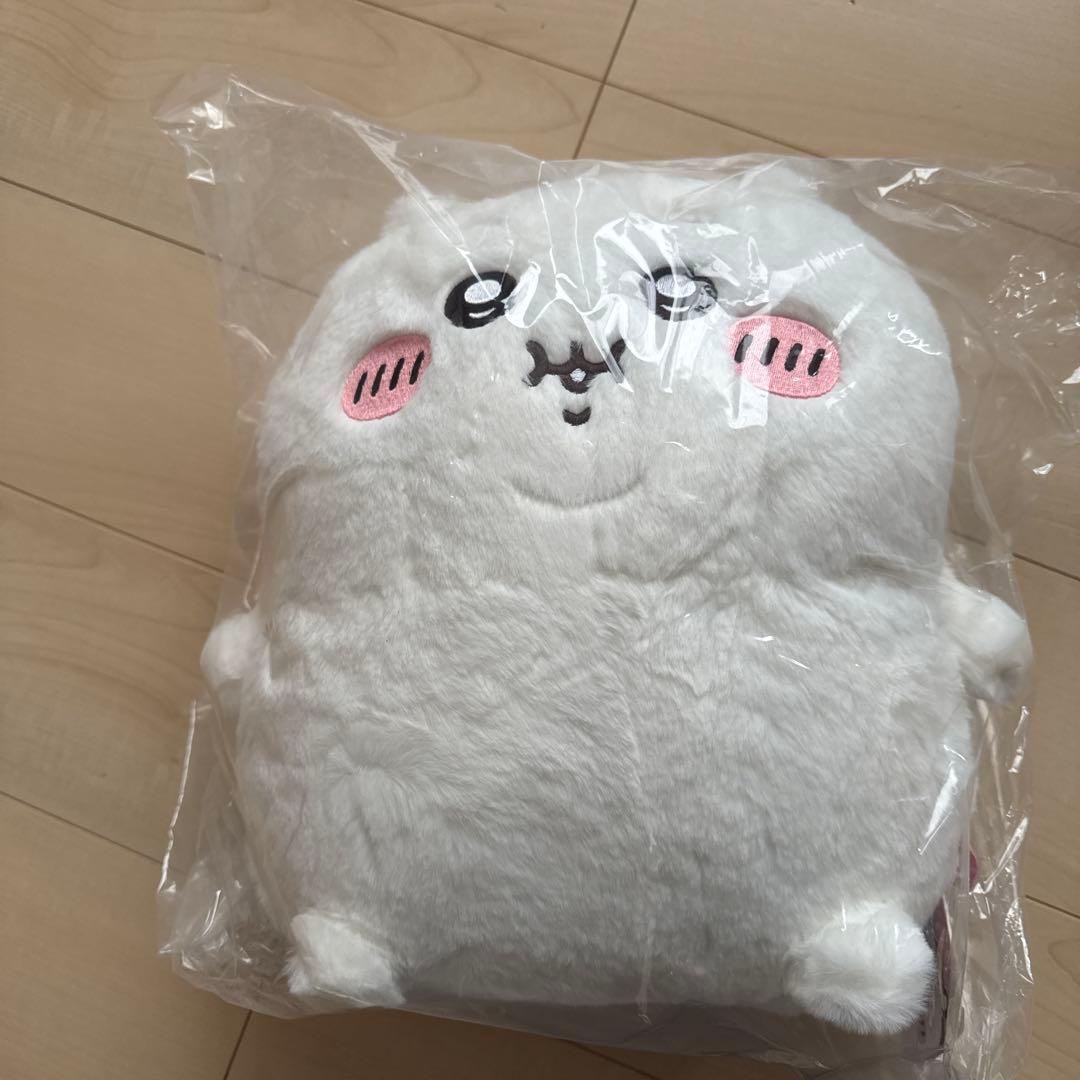 ちいかわ 重め！ぼっちゃり抱っこぬいぐるみ［32㎝］ちいかわ - メルカリ