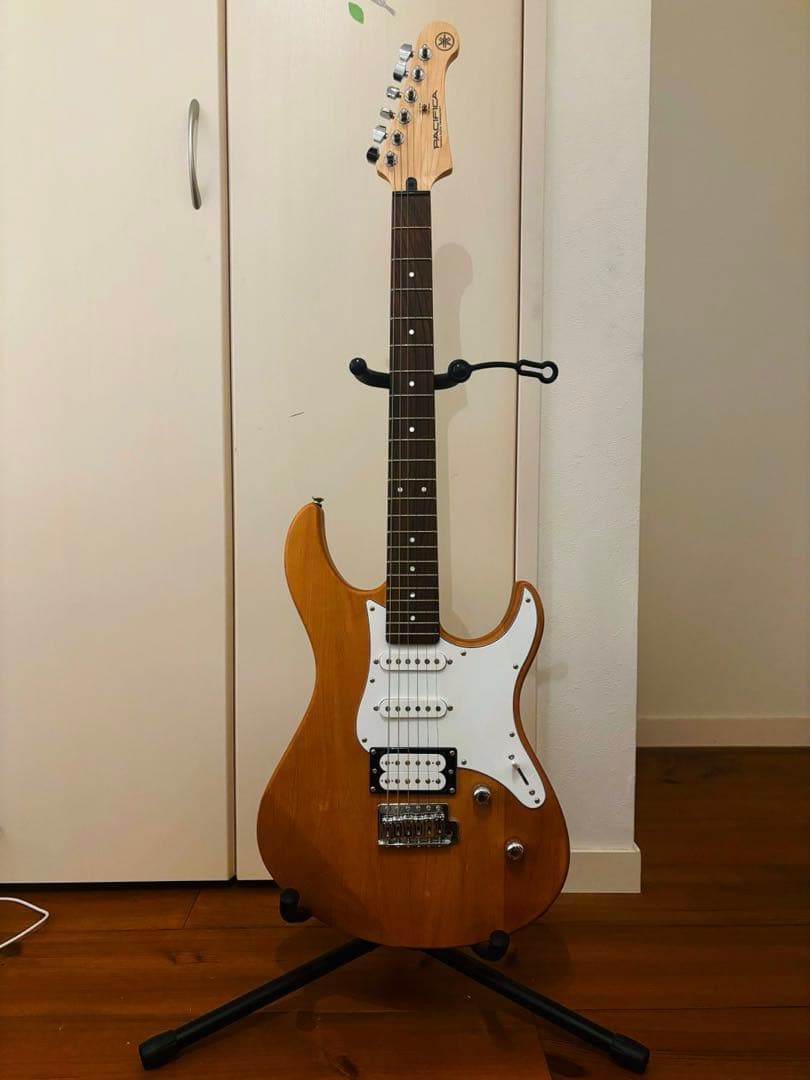 YAMAHA PACIFICA112V YNS(イエローナチュラルサテン) Amazon.co.jp: ヤマハ YAMAHA エレキギター パシフィカ PACIFICA112V