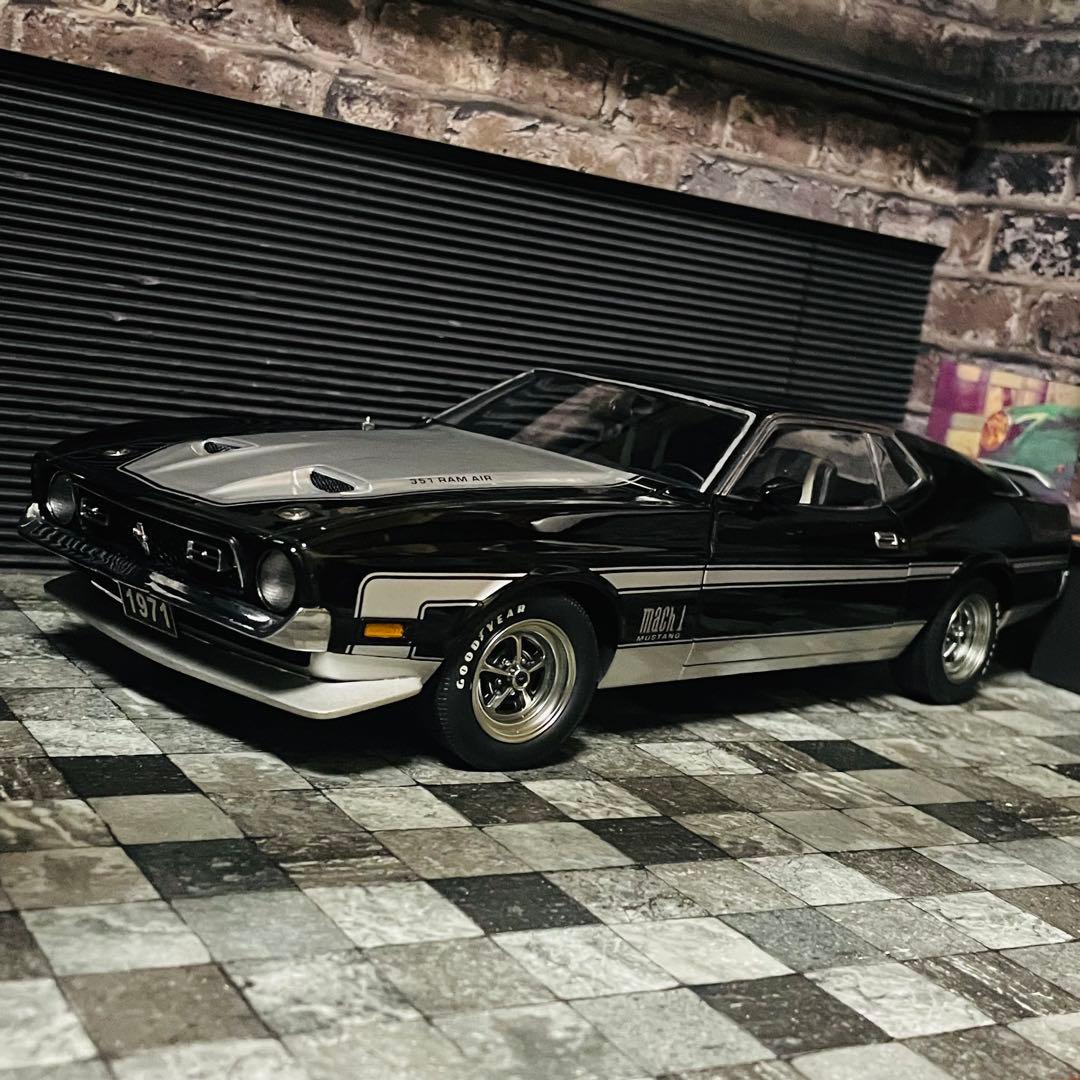 1/18 AUTOart フォード マスタング マッハ1 1971 1/18 オートアート フォード マスタング マッハ Ⅰ 1971 （イエロー