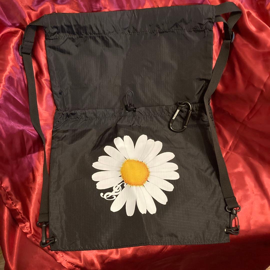 peaceminusone & MAMA2025 GIM SACK 限定品 peaceminusone MAMA by GD GYM SACK リュック - メルカリ